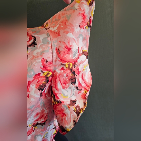 Boohoo Floral Top - Picture 3 of 7